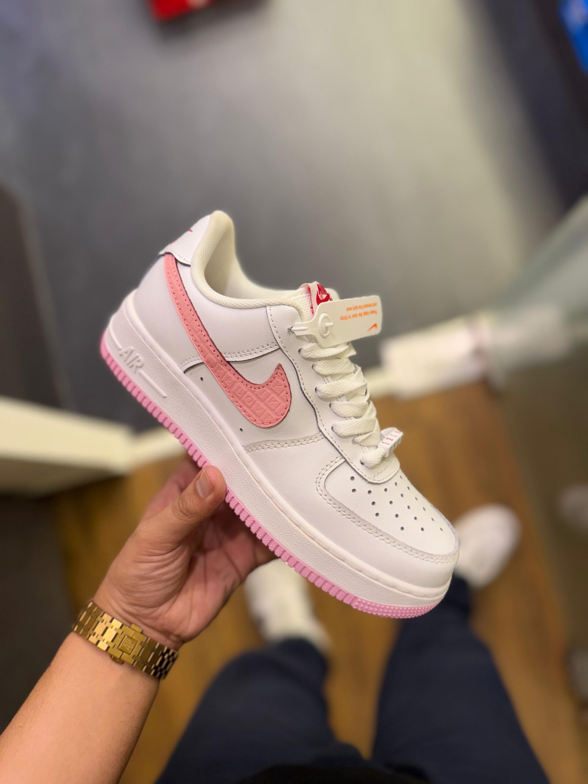 NIKE AIRFORCE ONE VALENTINE 2024